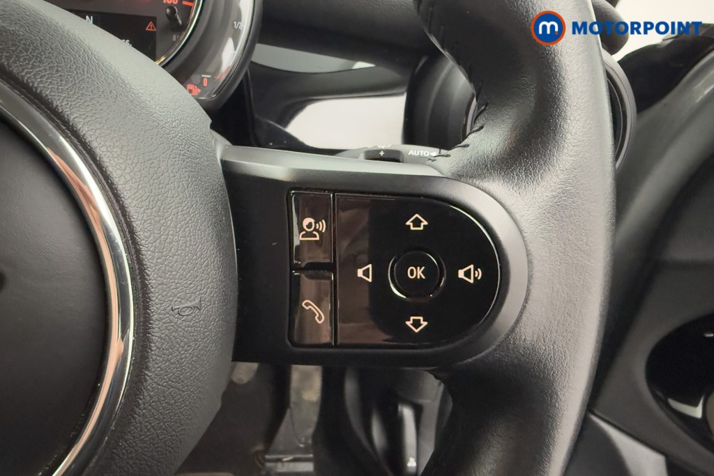 Mini Hatchback One Classic Manual Petrol Hatchback - Stock Number (1605496) - 5th supplementary image