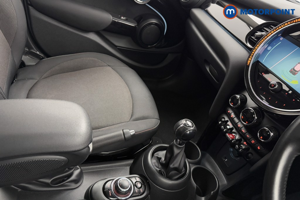 Mini Hatchback One Classic Manual Petrol Hatchback - Stock Number (1605496) - 16th supplementary image