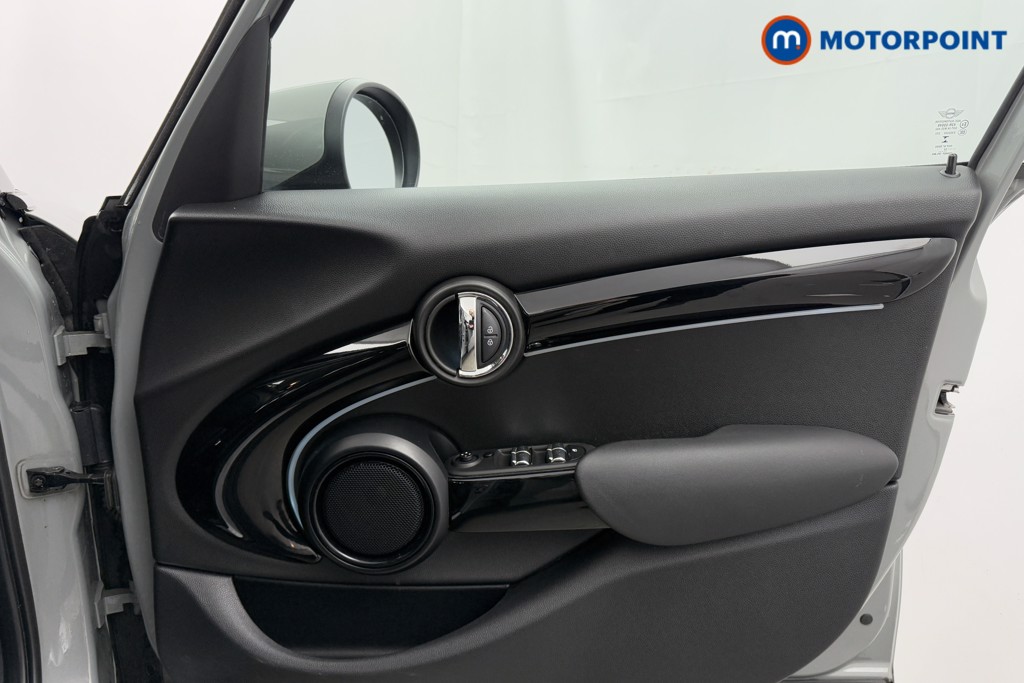 Mini Hatchback One Classic Manual Petrol Hatchback - Stock Number (1605496) - 19th supplementary image