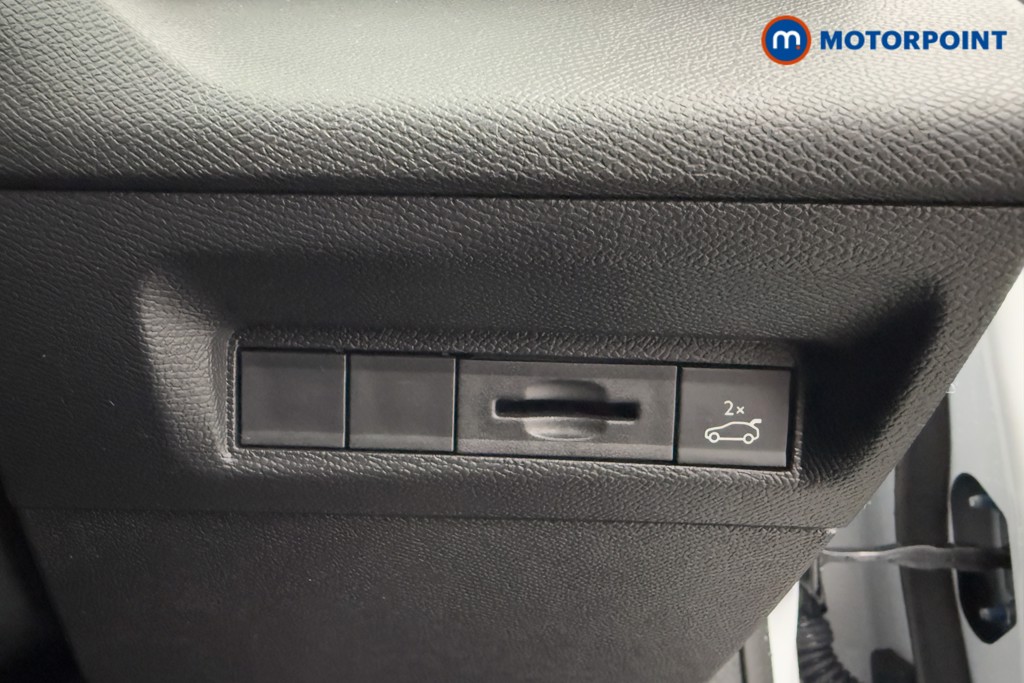 Peugeot 408 GT Automatic Petrol Hatchback - Stock Number (1605567) - 18th supplementary image