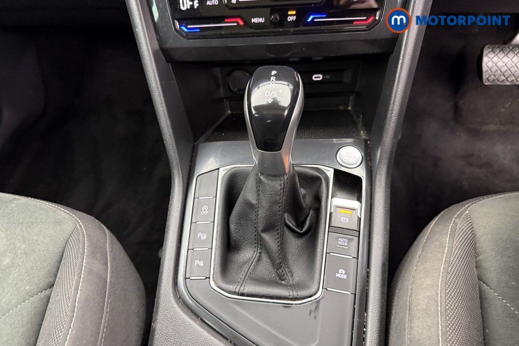 Volkswagen Tiguan Elegance Automatic Petrol SUV - Stock Number (1605687) - 13th supplementary image