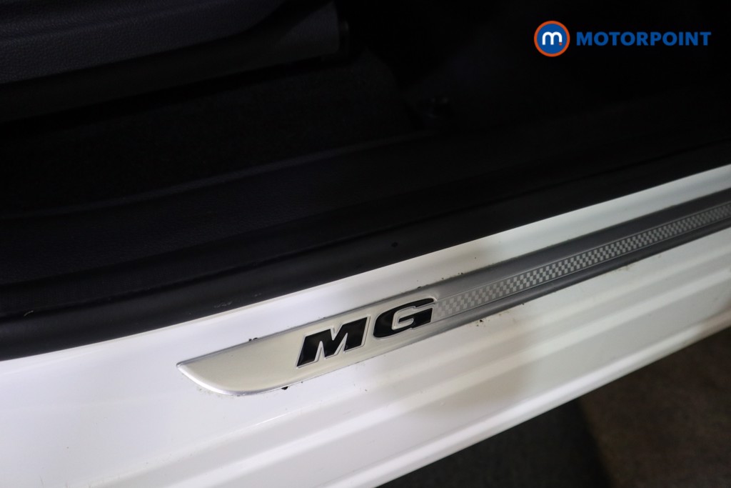 Mg Motor Uk HS Exclusive Automatic Petrol SUV - Stock Number (1605830) - 14th supplementary image