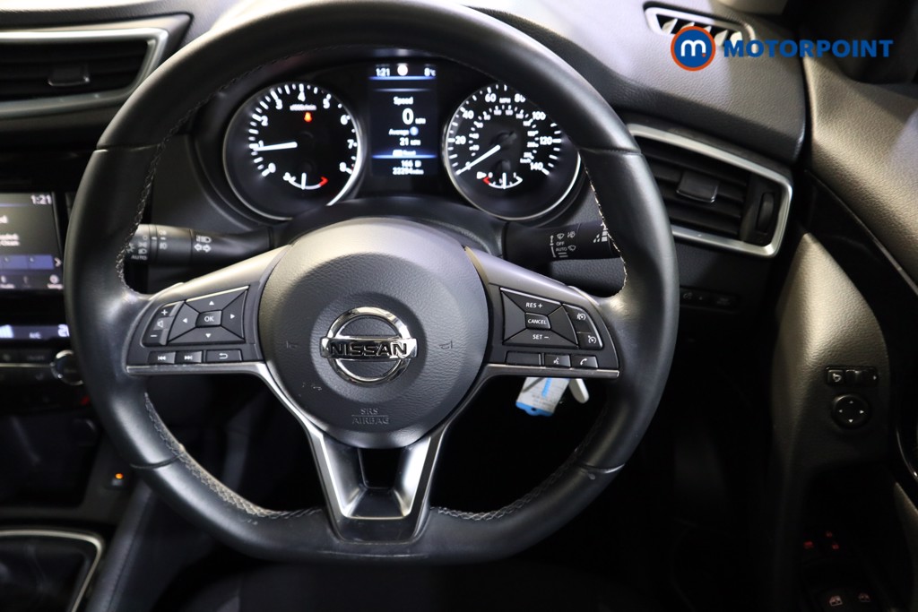 Nissan Qashqai Acenta Premium Manual Petrol SUV - Stock Number (1606110) - 2nd supplementary image