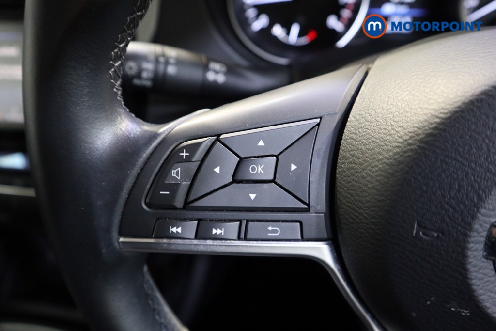 Nissan Qashqai Acenta Premium Manual Petrol SUV - Stock Number (1606110) - 3rd supplementary image