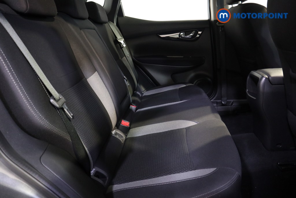 Nissan Qashqai Acenta Premium Manual Petrol SUV - Stock Number (1606110) - 14th supplementary image