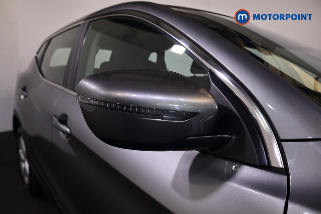 Nissan Qashqai Acenta Premium Manual Petrol SUV - Stock Number (1606110) - 27th supplementary image