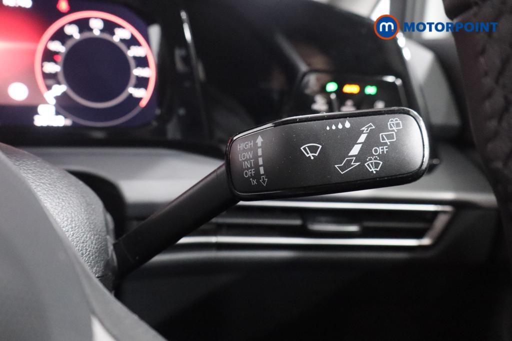 Volkswagen Golf Style Edition Manual Petrol Hatchback - Stock Number (1606129) - 7th supplementary image