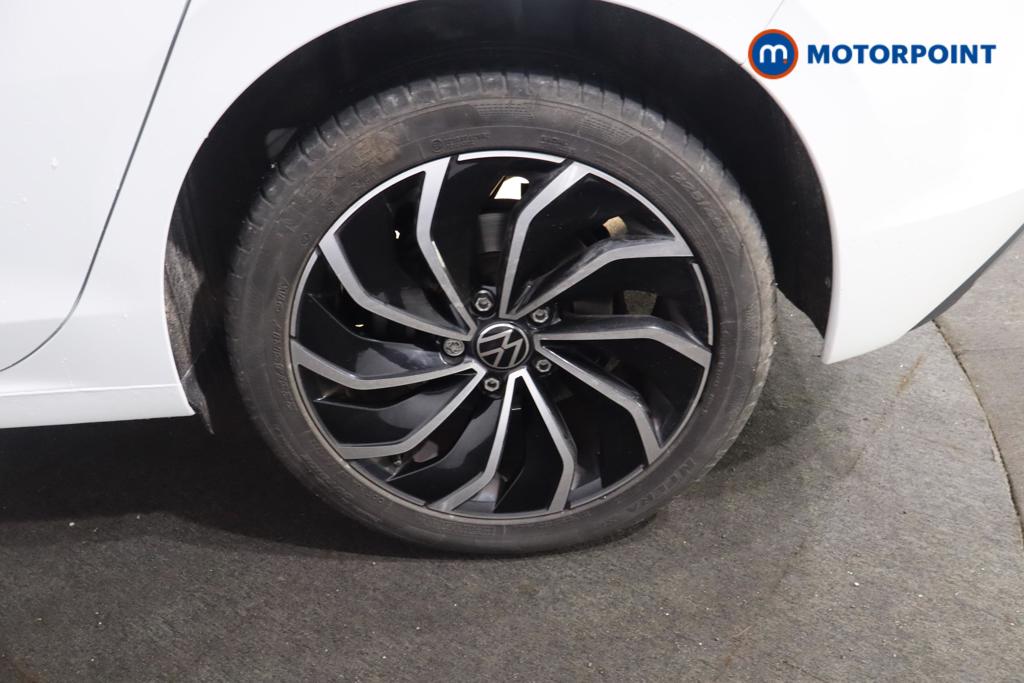 Volkswagen Golf Style Edition Manual Petrol Hatchback - Stock Number (1606129) - 17th supplementary image