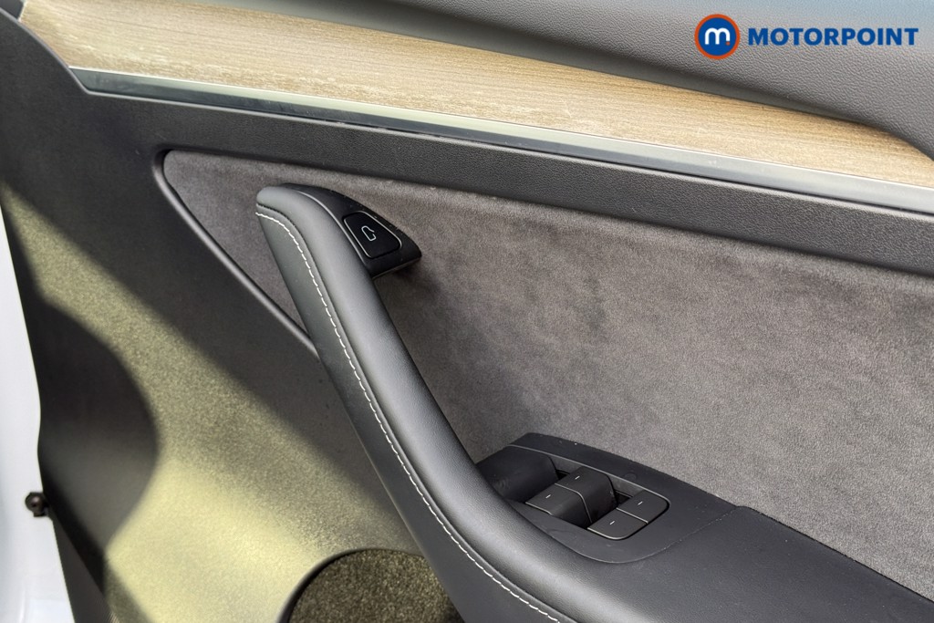 Tesla Model Y Rwd 5Dr Auto Automatic Electric SUV - Stock Number (1606199) - 11th supplementary image