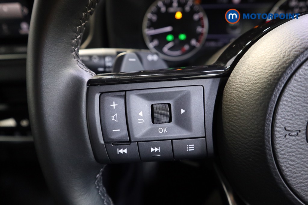 Nissan Qashqai Acenta Premium Automatic Petrol SUV - Stock Number (1606252) - 3rd supplementary image