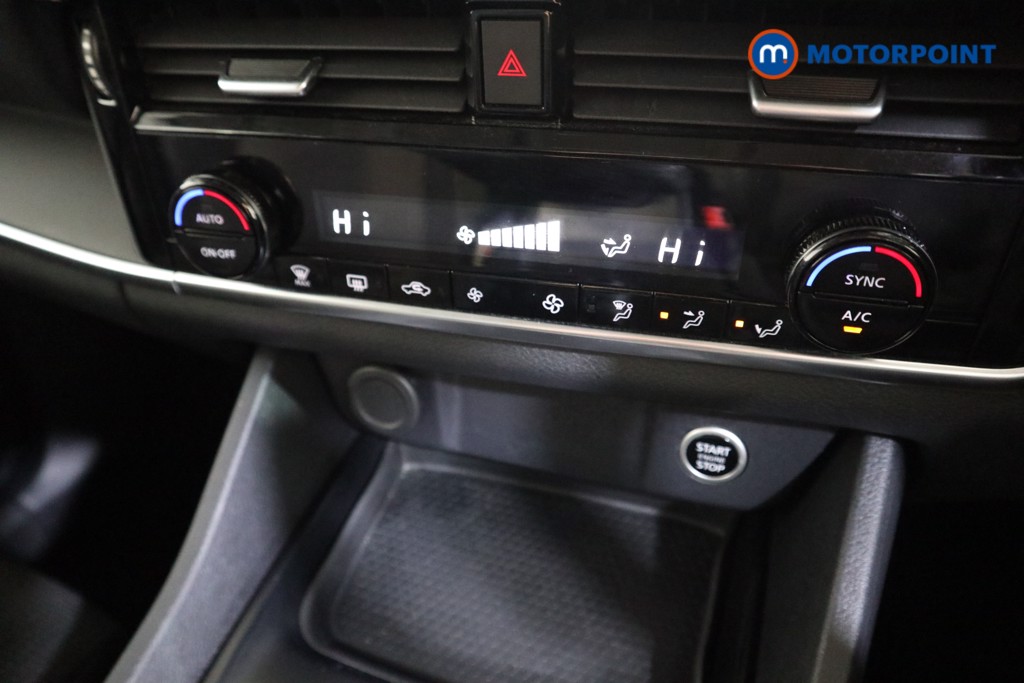 Nissan Qashqai Acenta Premium Automatic Petrol SUV - Stock Number (1606252) - 7th supplementary image