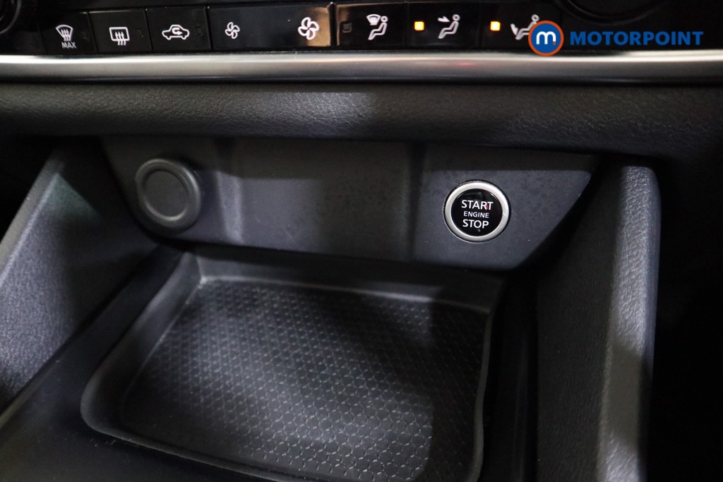 Nissan Qashqai Acenta Premium Automatic Petrol SUV - Stock Number (1606252) - 8th supplementary image