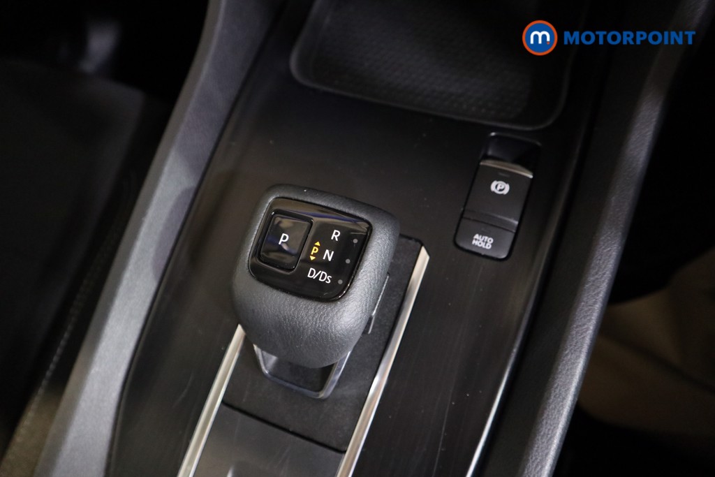 Nissan Qashqai Acenta Premium Automatic Petrol SUV - Stock Number (1606252) - 9th supplementary image