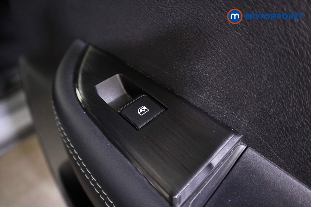 Nissan Qashqai Acenta Premium Automatic Petrol SUV - Stock Number (1606252) - 16th supplementary image