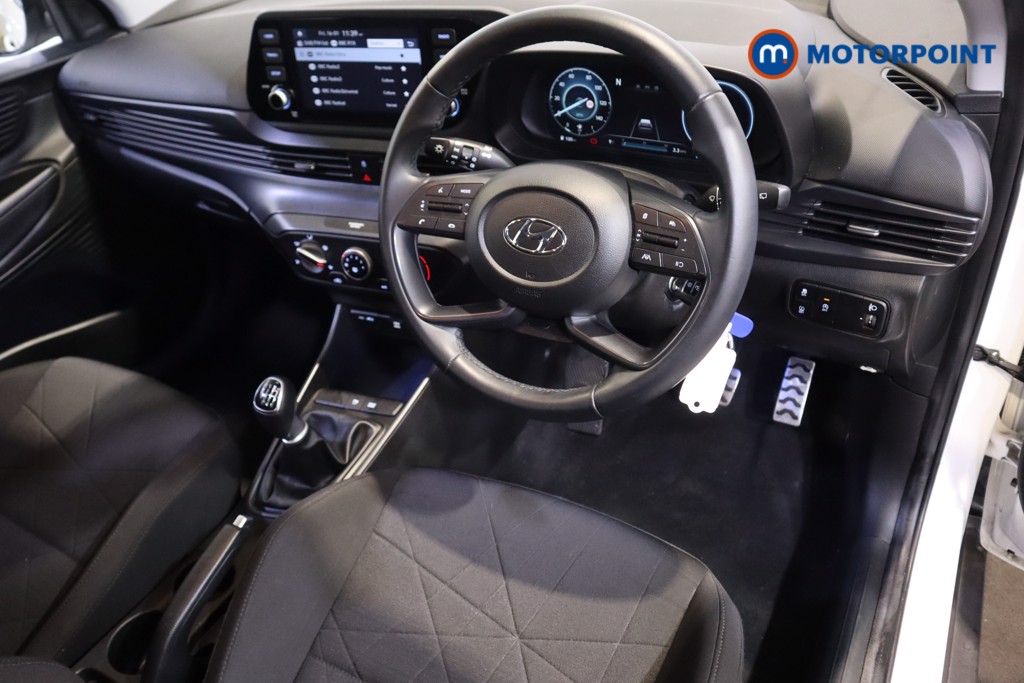 Hyundai Bayon Se Connect Manual Petrol SUV - Stock Number (1606399) - 1st supplementary image