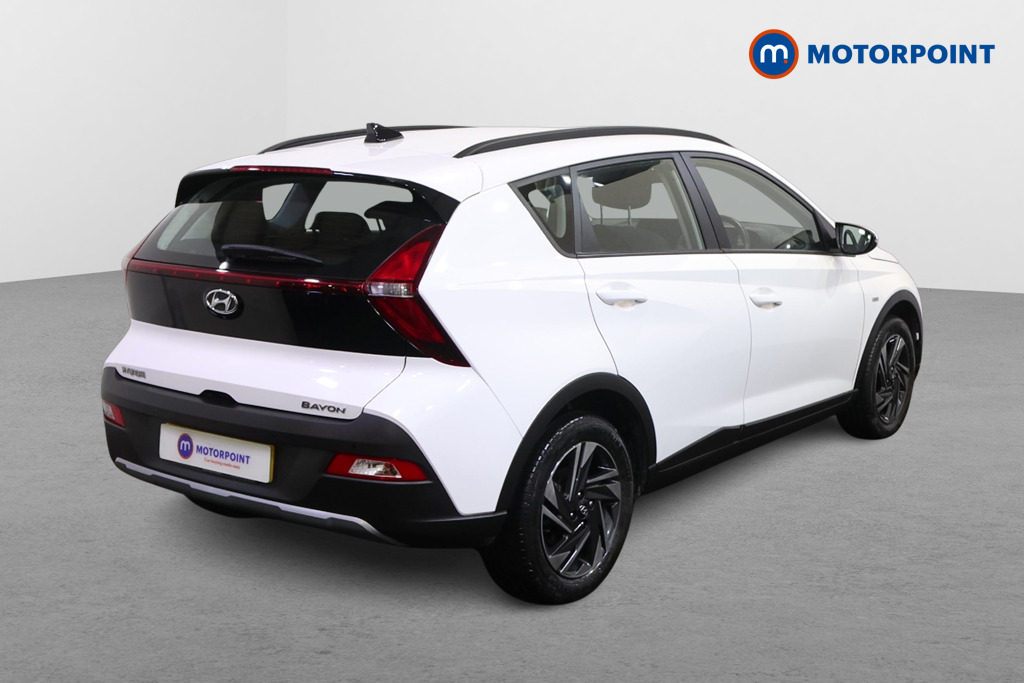 Hyundai Bayon Se Connect Manual Petrol SUV - Stock Number (1606399) - Drivers side rear corner