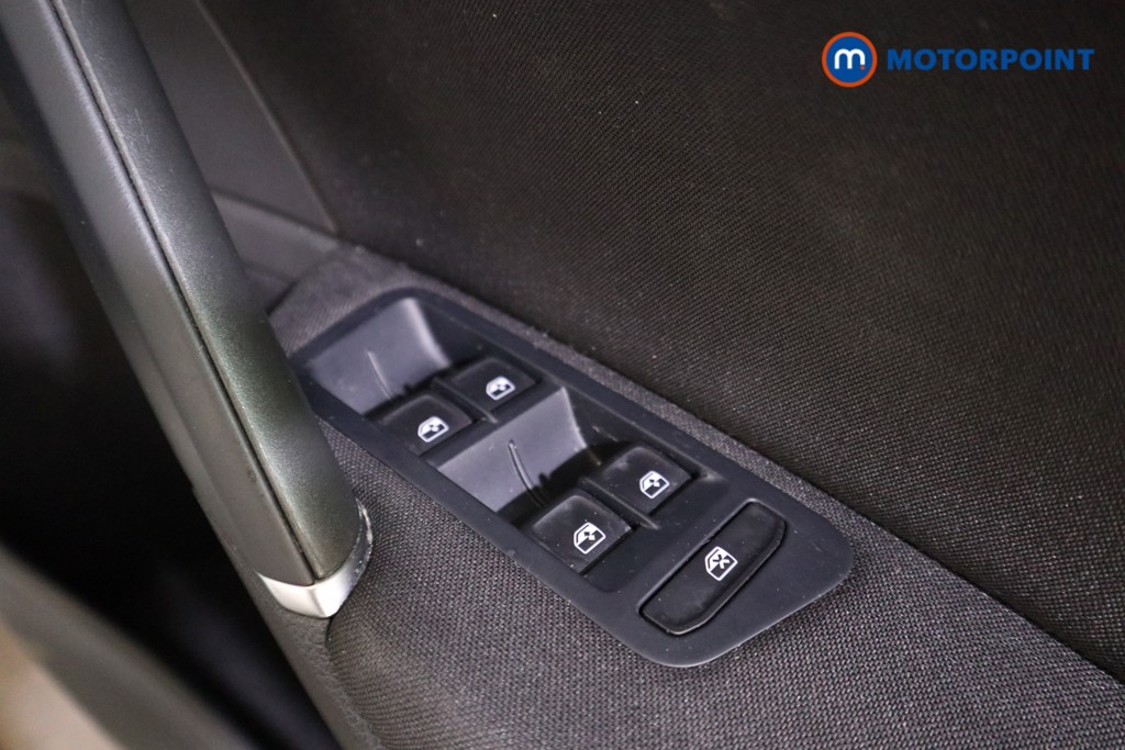 Volkswagen Golf Match Edition Manual Diesel Hatchback - Stock Number (1606426) - 14th supplementary image