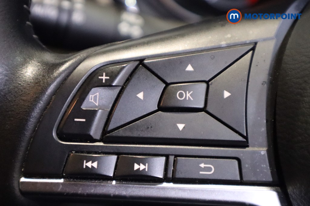 Nissan Qashqai N-Connecta Automatic Diesel SUV - Stock Number (1606446) - 18th supplementary image