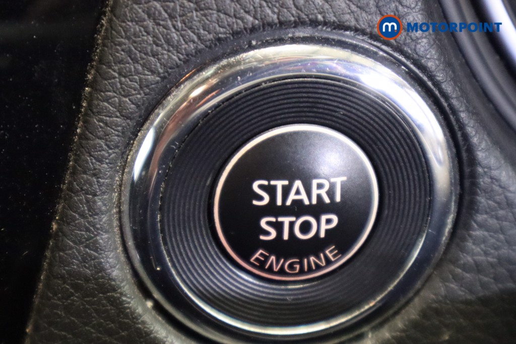 Nissan Qashqai N-Connecta Automatic Diesel SUV - Stock Number (1606446) - 19th supplementary image