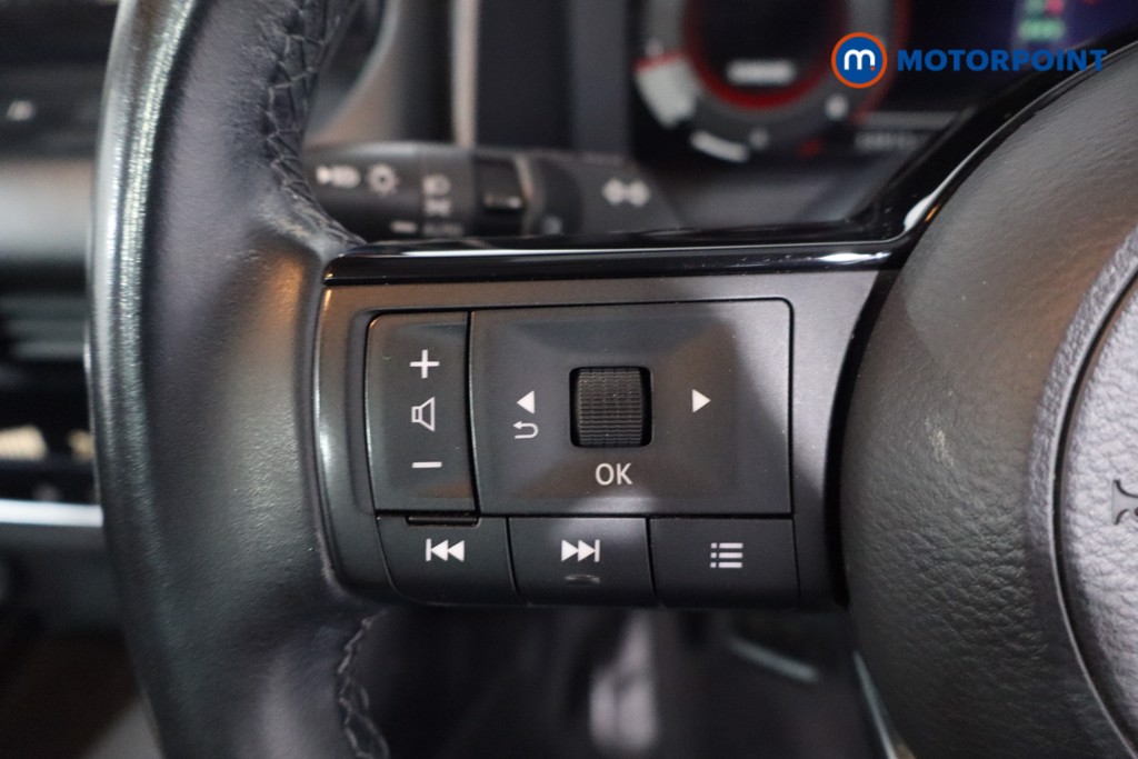Nissan Qashqai N-Connecta Manual Petrol SUV - Stock Number (1606998) - 7th supplementary image