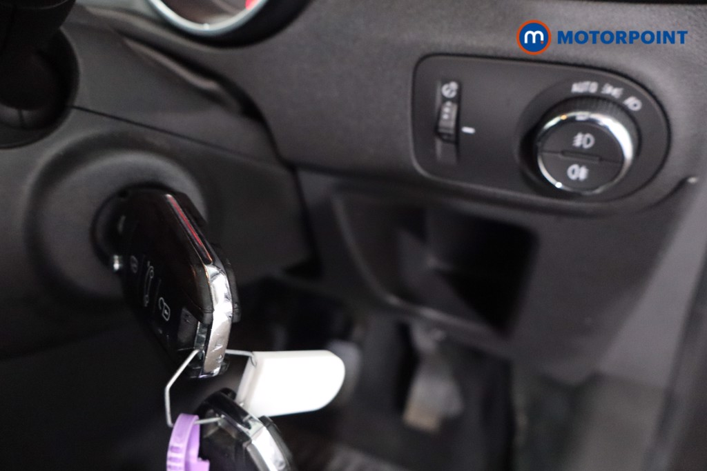 Vauxhall Crossland Elite Edition Manual Petrol SUV - Stock Number (1607000) - 17th supplementary image