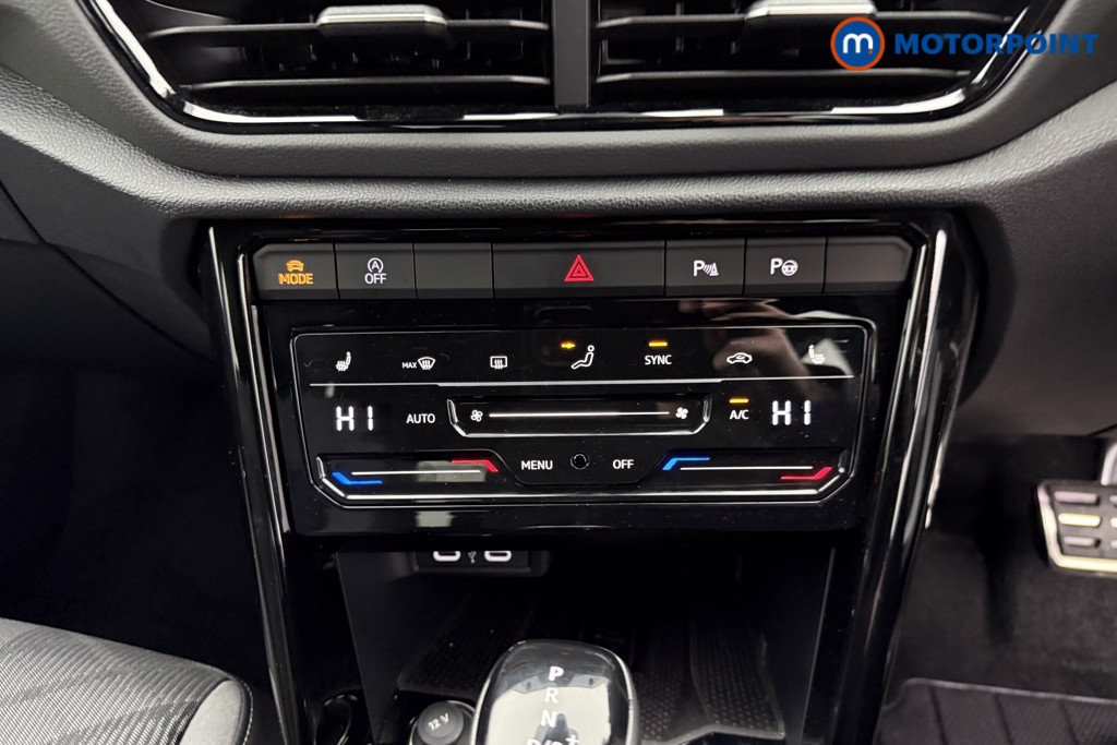 Volkswagen T-Roc Black Edition Automatic Petrol SUV - Stock Number (1607097) - 12th supplementary image