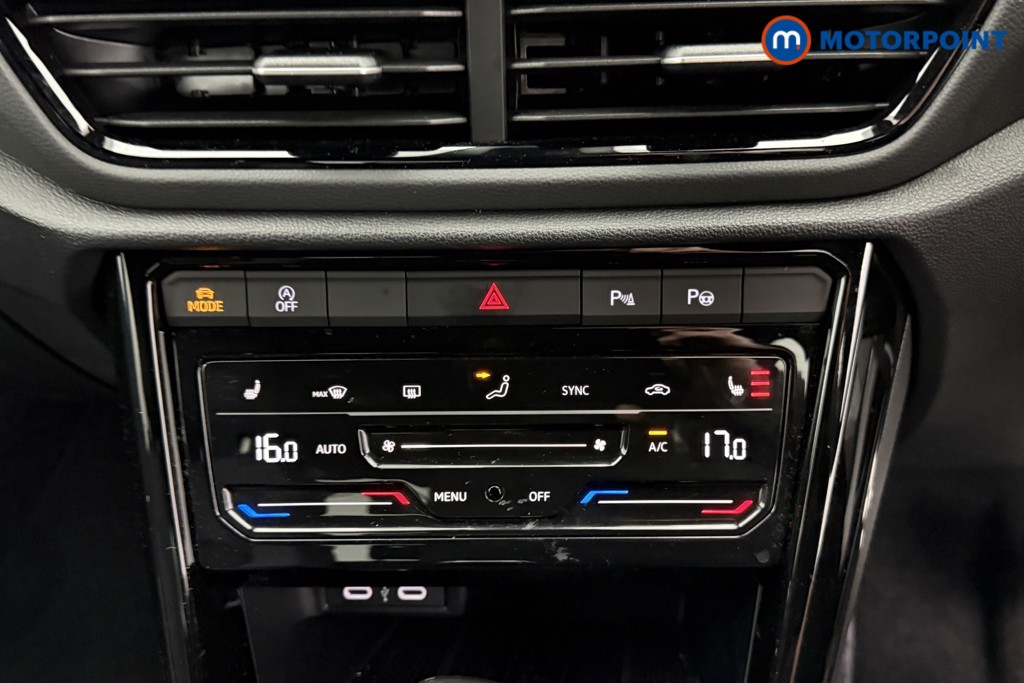 Volkswagen T-Roc Black Edition Automatic Petrol SUV - Stock Number (1607098) - 12th supplementary image