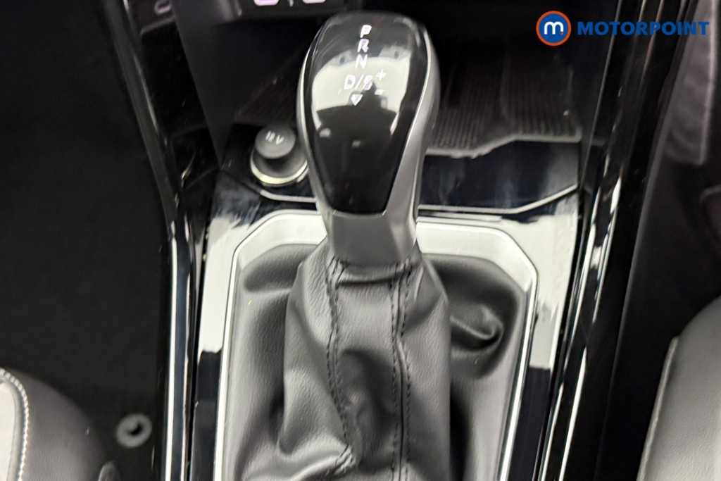 Volkswagen T-Roc Black Edition Automatic Petrol SUV - Stock Number (1607098) - 13th supplementary image