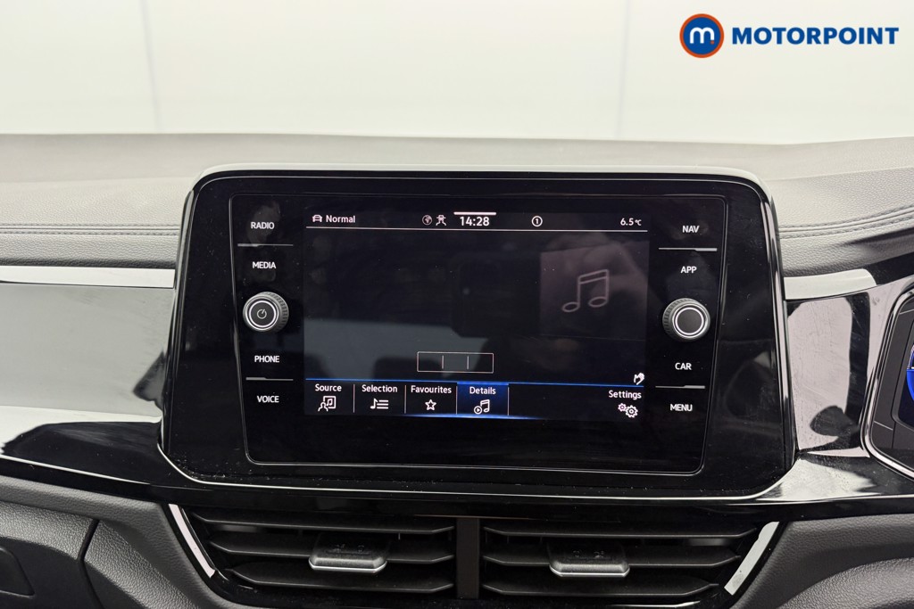 Volkswagen T-Roc Black Edition Automatic Petrol SUV - Stock Number (1607100) - 7th supplementary image