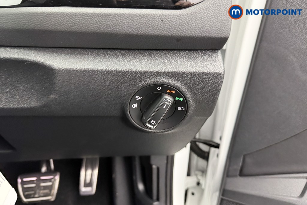 Volkswagen T-Roc Black Edition Automatic Petrol SUV - Stock Number (1607100) - 16th supplementary image