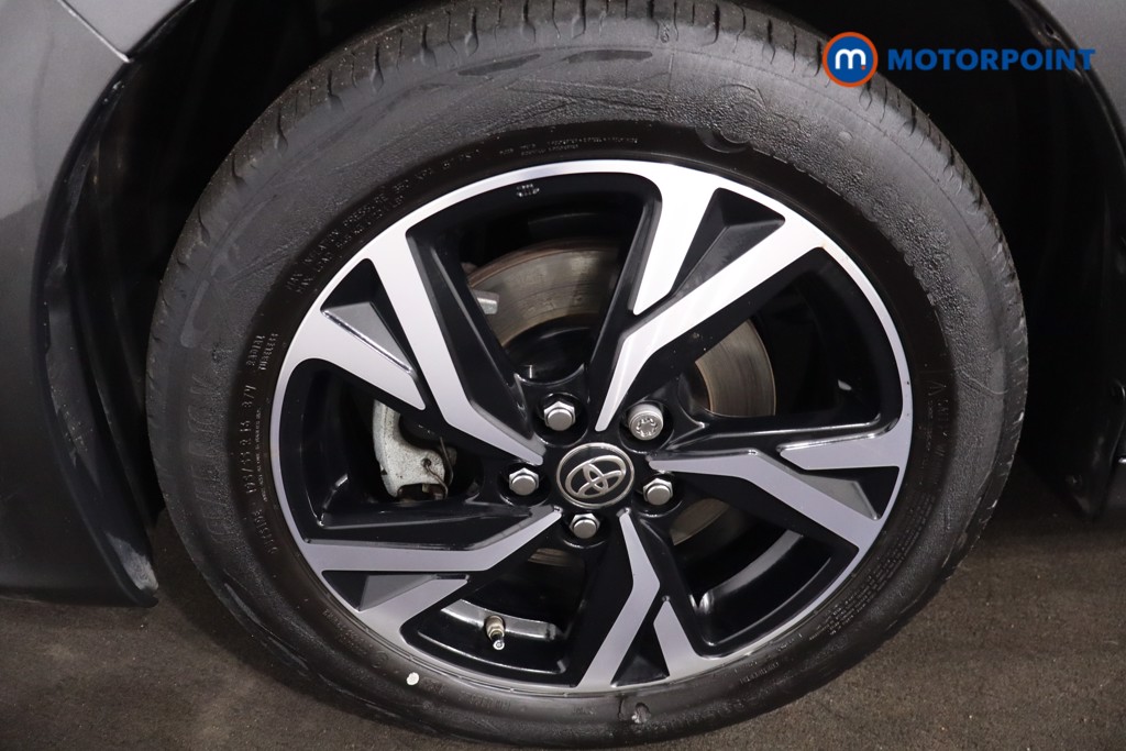 Toyota Yaris Design Automatic Petrol-Electric Hybrid Hatchback - Stock Number (1607378) - 11th supplementary image