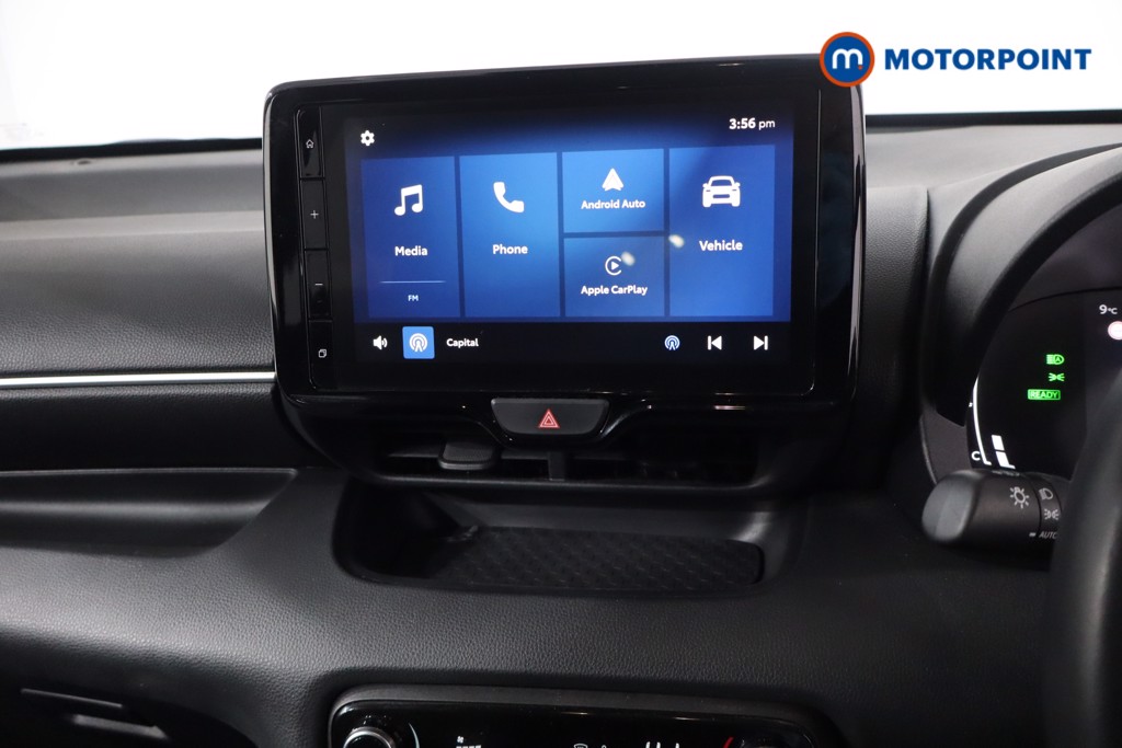 Toyota Yaris Design Automatic Petrol-Electric Hybrid Hatchback - Stock Number (1607378) - 17th supplementary image