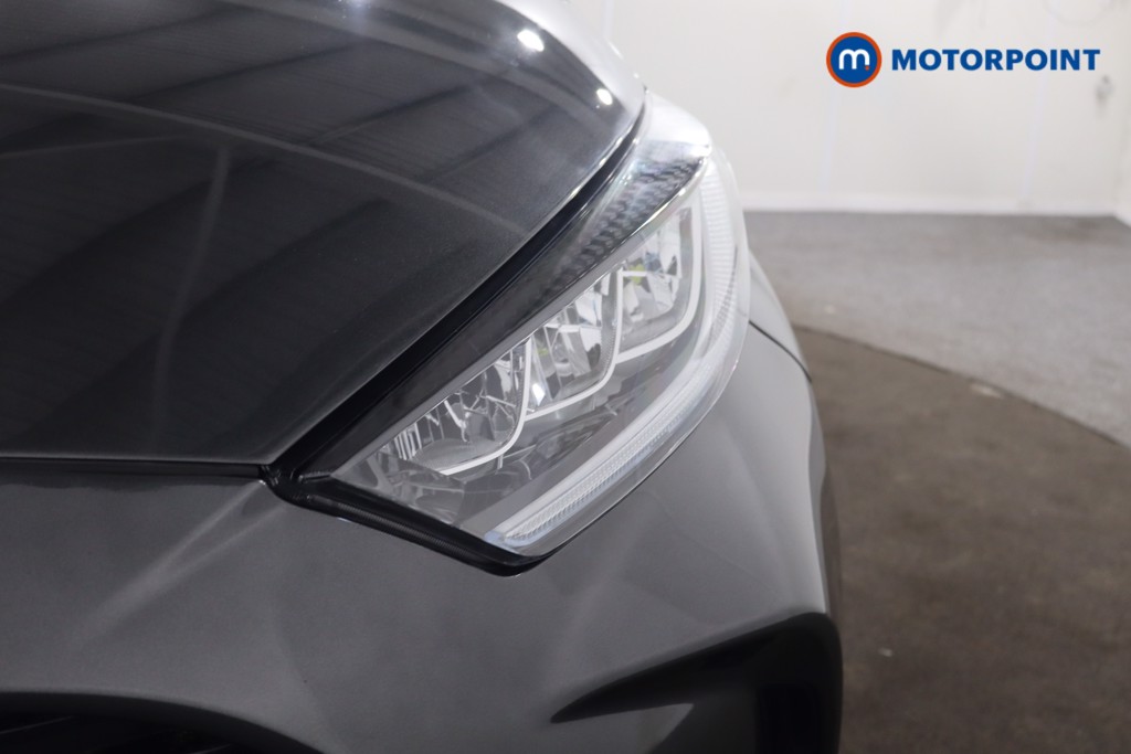 Toyota Yaris Design Automatic Petrol-Electric Hybrid Hatchback - Stock Number (1607378) - 26th supplementary image