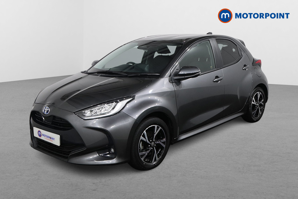 Toyota Yaris Design Automatic Petrol-Electric Hybrid Hatchback - Stock Number (1607378) - Passenger side front corner