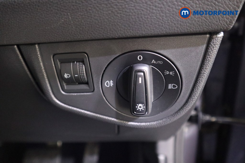 Volkswagen Polo Life Automatic Petrol Hatchback - Stock Number (1607479) - 9th supplementary image