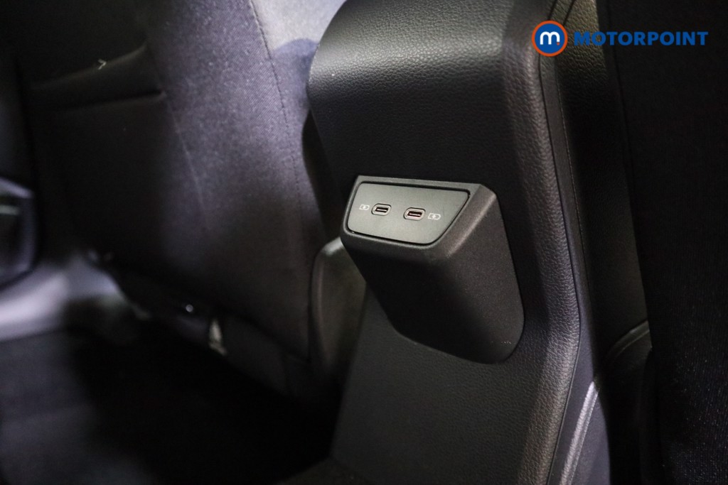 Volkswagen Polo Life Automatic Petrol Hatchback - Stock Number (1607479) - 15th supplementary image