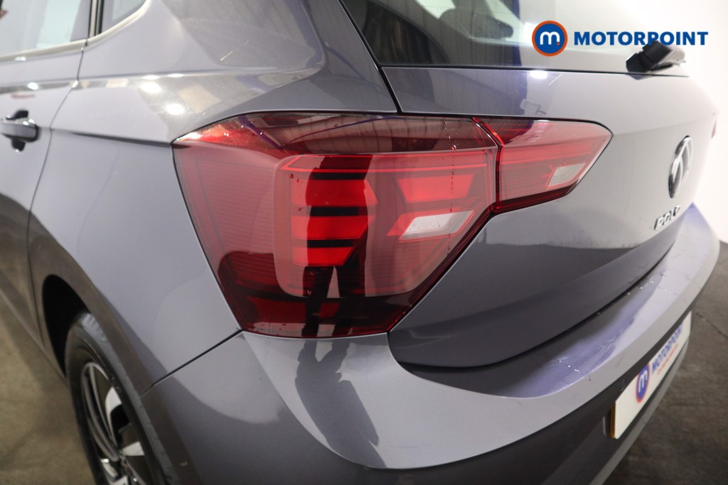 Volkswagen Polo Life Automatic Petrol Hatchback - Stock Number (1607479) - 23rd supplementary image