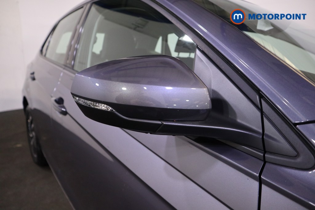 Volkswagen Polo Life Automatic Petrol Hatchback - Stock Number (1607479) - 25th supplementary image