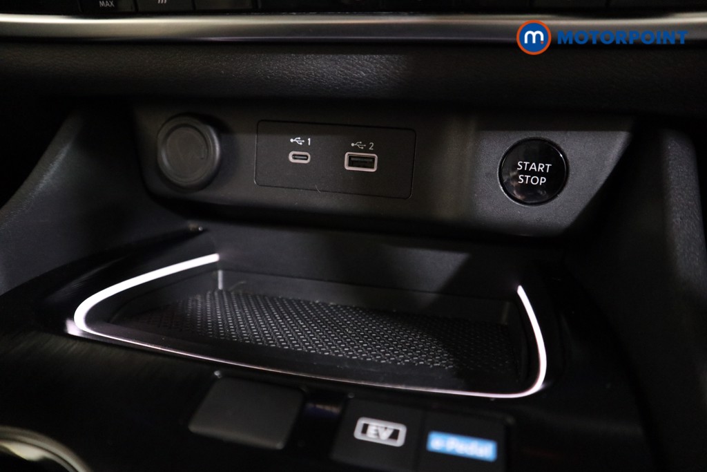 Nissan X-Trail N-Connecta Automatic Petrol-Electric Hybrid SUV - Stock Number (1607481) - 8th supplementary image