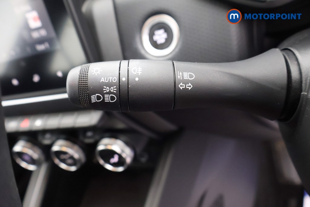 Renault Clio Evolution Automatic Petrol-Electric Hybrid Hatchback - Stock Number (1607528) - 6th supplementary image