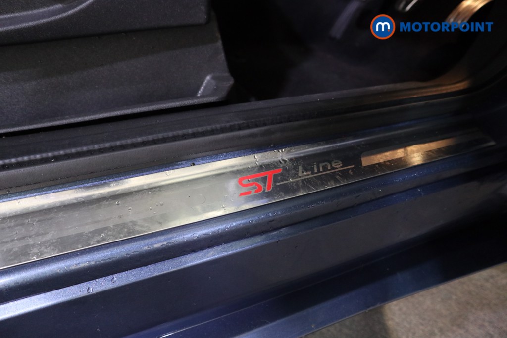 Ford Kuga St-Line Manual Diesel SUV - Stock Number (1607603) - 15th supplementary image