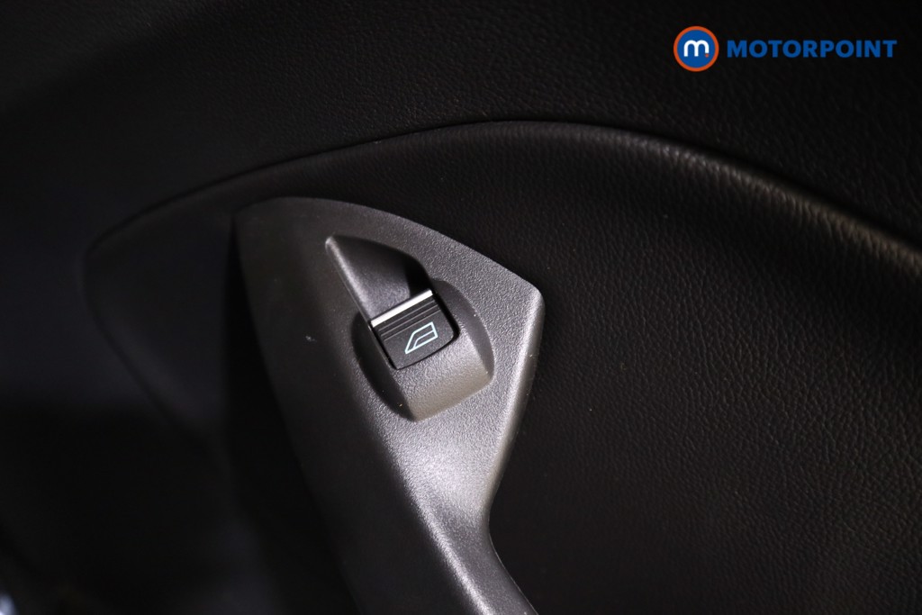 Ford Kuga St-Line Manual Diesel SUV - Stock Number (1607603) - 19th supplementary image