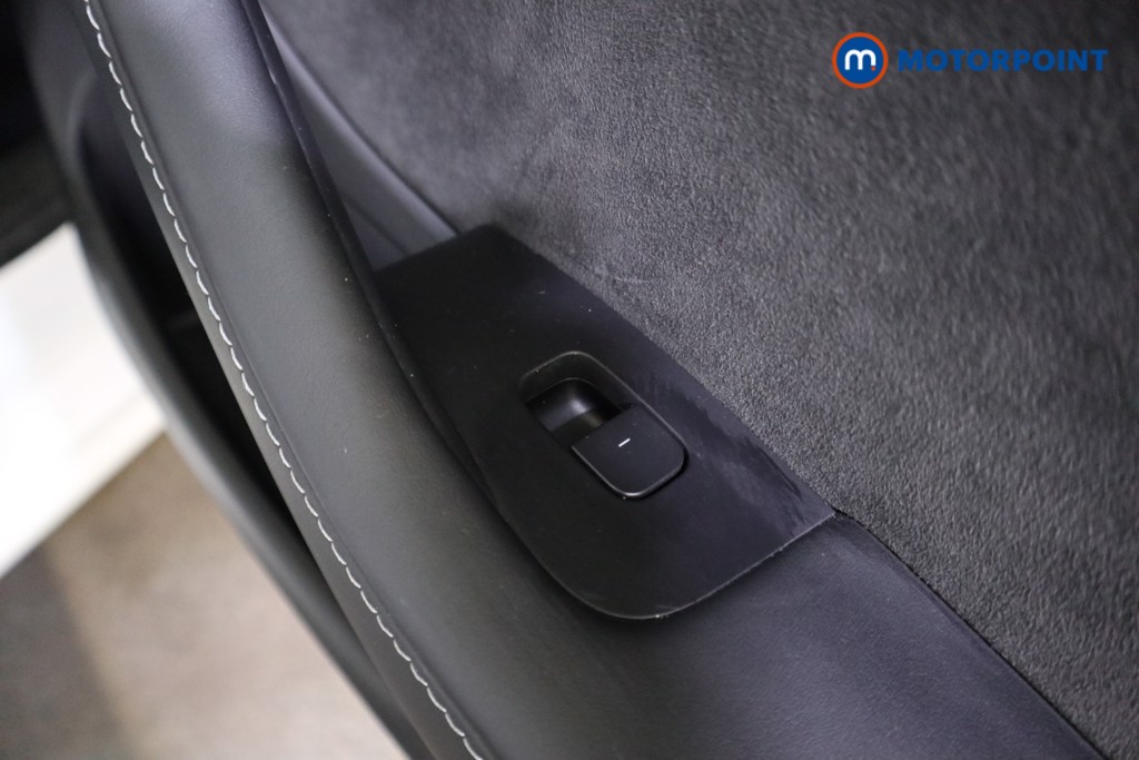 Tesla Model 3 Long Range Automatic Electric Saloon - Stock Number (1607634) - 14th supplementary image