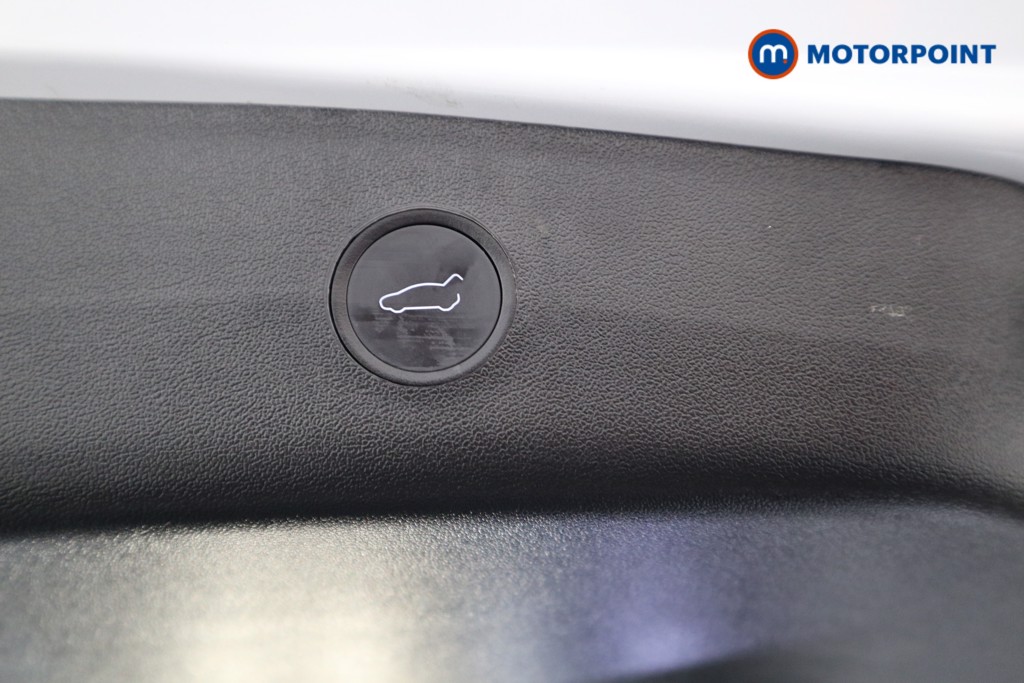 Tesla Model 3 Long Range Automatic Electric Saloon - Stock Number (1607634) - 17th supplementary image