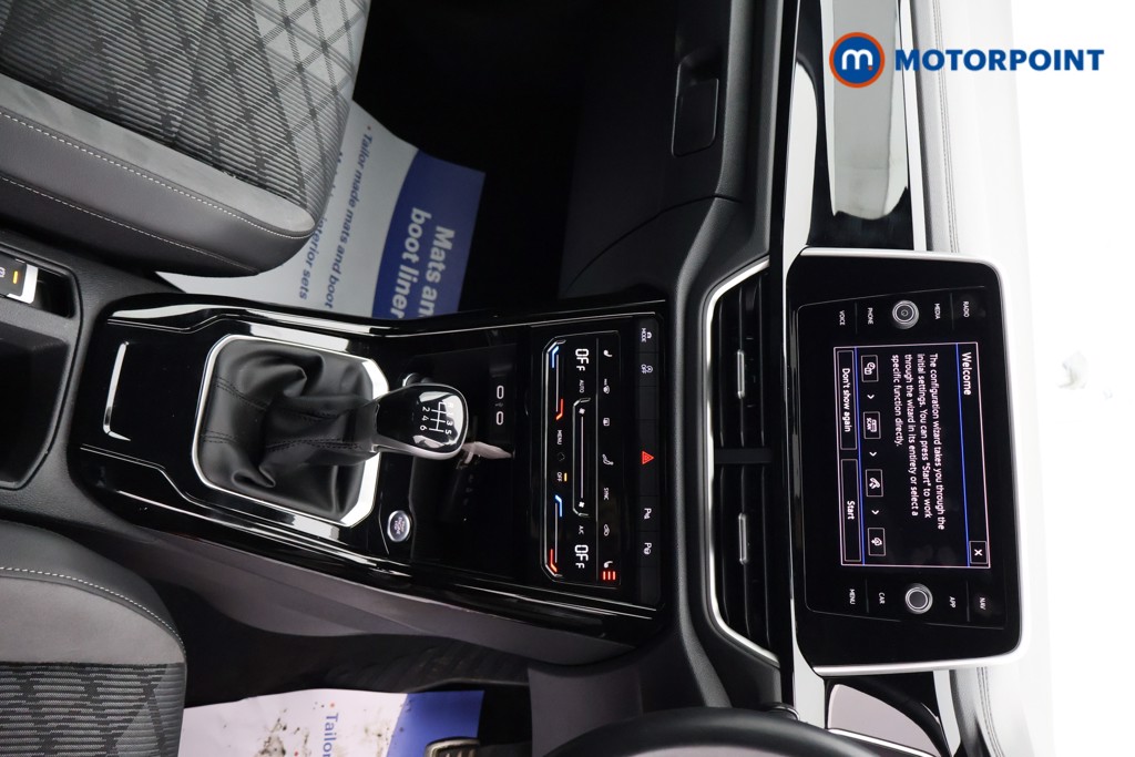 Volkswagen T-Roc R-Line Manual Petrol SUV - Stock Number (1607671) - 14th supplementary image