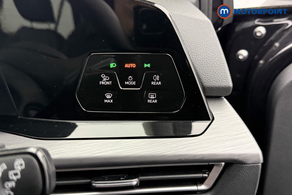 Volkswagen Golf Style Edition Manual Petrol Hatchback - Stock Number (1607723) - 15th supplementary image