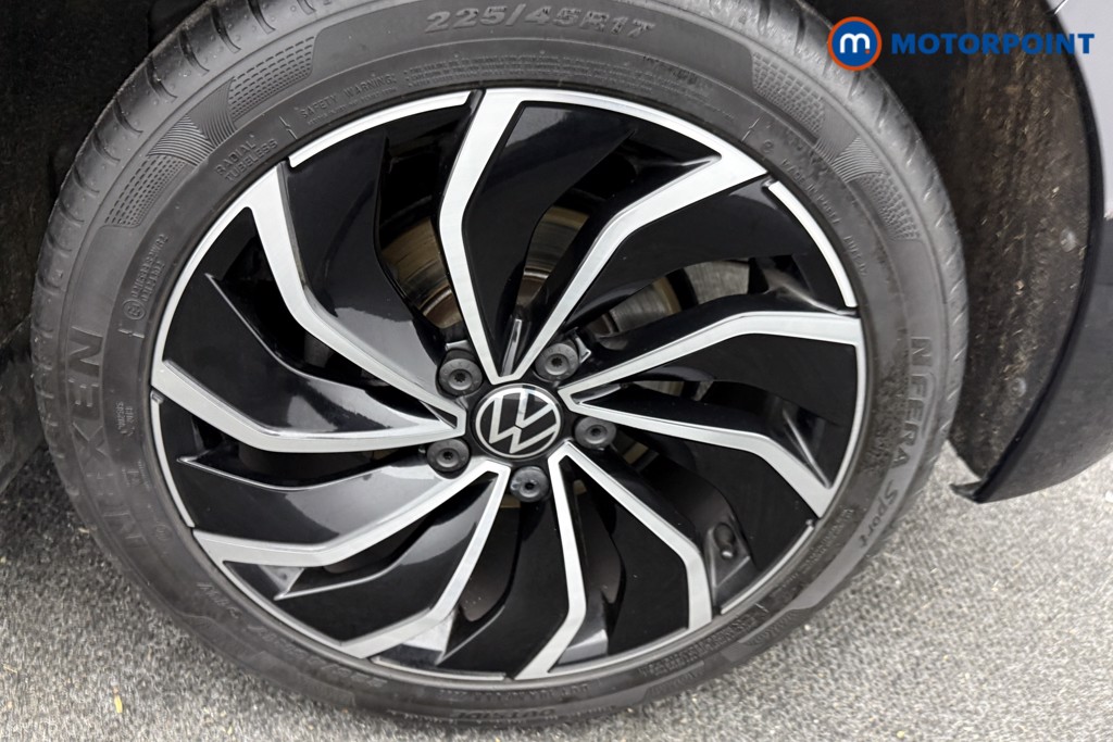 Volkswagen Golf Style Edition Manual Petrol Hatchback - Stock Number (1607723) - 29th supplementary image