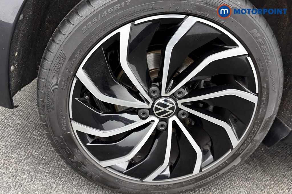 Volkswagen Golf Style Edition Manual Petrol Hatchback - Stock Number (1607723) - 30th supplementary image