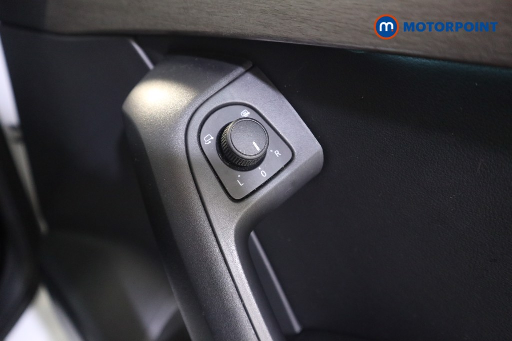 Seat Ateca Xperience Lux Automatic Petrol SUV - Stock Number (1607816) - 14th supplementary image