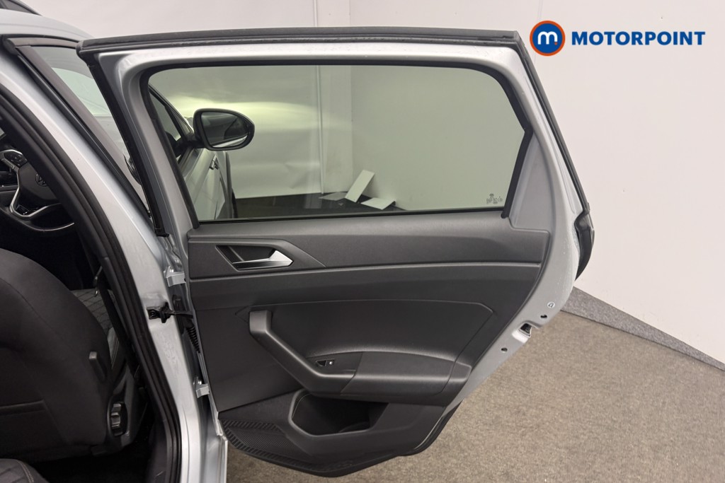 Volkswagen Taigo R-Line Automatic Petrol SUV - Stock Number (1608080) - 15th supplementary image